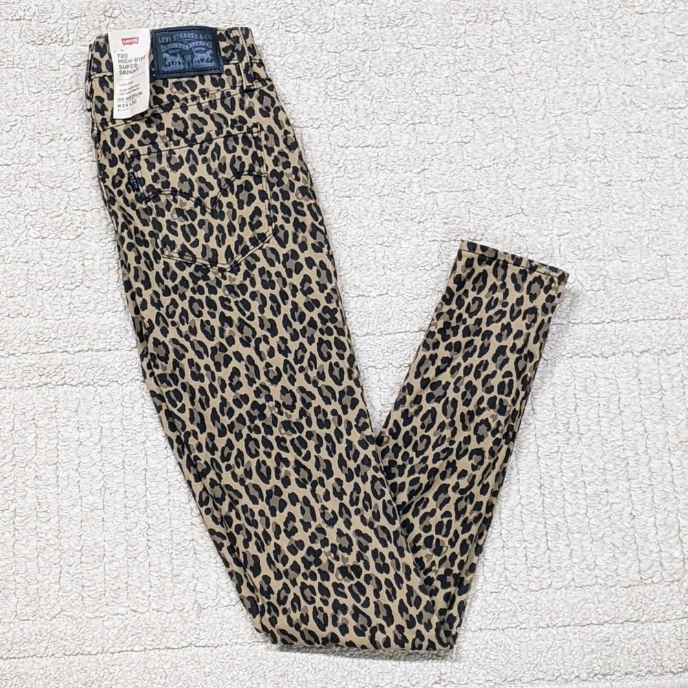 🐱NWT Levi’s 720 High Rise Super Skinny 00 Med W24 L30 🐱